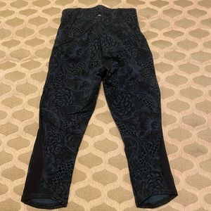 Cropped Lululemon leggings